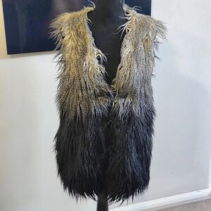 Coco Colette Black And Gray Faux Fur V-Neck Vest Size Medium.